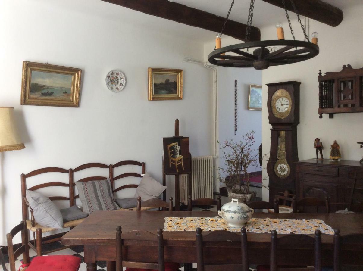 Maison Daumas Billard Francais Et Piscine Robion en Luberon Екстер'єр фото